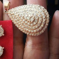 set liontin n anting berlian medan