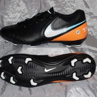 sepatu bola nike adidas kw super / grade ori size dari 39 40 41 42 43