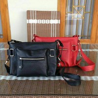 Jual TAS WANITA KULIT SAPI ASLI SLING BAG SELEMPANG MODEL PRADA Murah