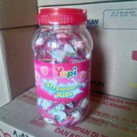 Jual yupi strawberry kiss jar Murah