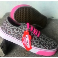 VANS MULTIPOP LEOPARD PINK GRADE ORIGINAL WAFFLE ICC / SEPATU VANS