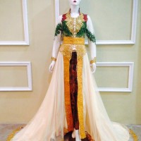 Kebaya Pengantin Ekor Panjang Cantik Elegan Muslim Murah Terbaru Keren
