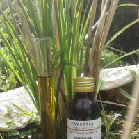 100 ml - minyak atsiri akar wangi / vetiver essential oil
