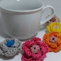 Jual Bros rajut bunga / crochet / souvenir rajut Murah
