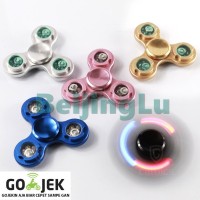 Jual Fidget Hand Spinner Mainan LED Nyala Light Flashing - Kaki Arm 3 Murah