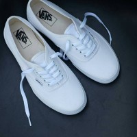 SEPATU VANS AUTHENTIC TRUE WHITE WAFFLE IFC HARGA MENGEJUTKAN ASLI