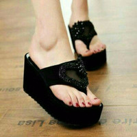 Jual JUAL WEDGES JEPIT MUTIARA LOVE HITAM Murah