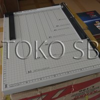 Jual PEMOTONG KERTAS / PAPER TRIMMER / PAPER CUTTER A3 KENKO Murah