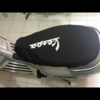 Jual cover / sarung jok vespa anti panas dan hujan Murah