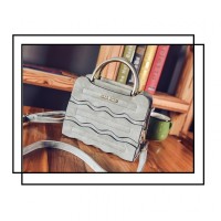 Jual Tas Kulit Wanita / Tas Wanita Import / Tas Wanita Branded / Tas Viyar Murah