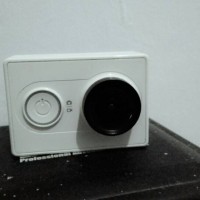 Jual xiaomi yi + LCD basic travel action cam (saingan B-Pro / Go Pro) Murah