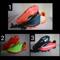 Jual sepatu bola anak . adidas bola . sepatu football anak . sepatu anak Murah