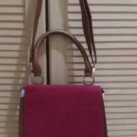 Tas selempang merk celine
