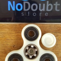 Jual JUAL FIDGET SPINNER GLOW IN THE DARK BEARING HYBRID CERAMIC Murah