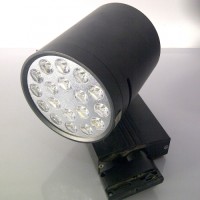 Lampu LED Track Lamp DownLight (18 watt) Toko Perhiasan Emas