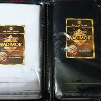 Jual SARUNG TENUN WADIMOR POLOS WARNA HITAM dan PUTIH Murah