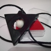 Jual Liontin Giok Hitam Black Jade Segitiga Plus Butir Ice Jade Murah