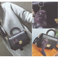 TAS TENTENG BISA SELEMPANG KULIT TEBAL SAFIANO FURLA CELINE FOSSIL CNK