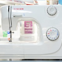 Jual Mesin Jahit sewing machine SINGER 8280 LOCUST Portable Multifungsi new Murah