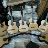 Jual gitar akustik limited edition +bonus banyak Murah