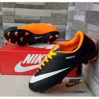 sepatu sport pria NIKE HYPERVENOM SKIN (bola) 2 varian