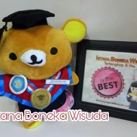Boneka wisuda rilakuma | souvenir wisuda