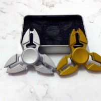 Jual fidget spinner crab claw triple shuriken besi hand toys spiner capit Murah