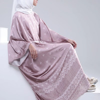 Jual Ria Miranda Adelle Kaftan Pink (BNWT) Satin Silk Exclusive Murah