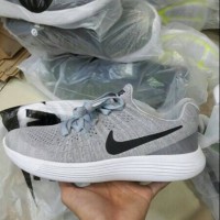 Sepatu Sneakers Jokowi Nike Lunarepic Low Flyknit 2