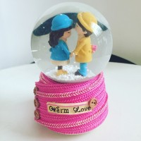 Jual Kotak Musik Snow Globe Bola Kristal Kaca Salju Lampu SK093A pink coupl Murah