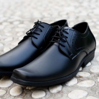 Jual Sepatu Formal Pria Edberth - Brussel Black Murah