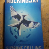Jual Novel MOCKINGJAY - HUNGER GAMES bahasa inggris Murah