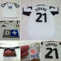 Jual JERSEY JUVENTUS ORIGINAL AWAY 1998/1999 D+ SIZE M MINT #21 #ZIDANE Murah