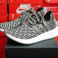 Jual ADIDAS NMD R2