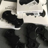 Jual fidget spinner glow in the dark and batman bsd city Murah