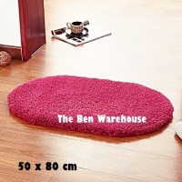 Karpet Oval Super Bulu Domba Tebal 50 x 80 cm