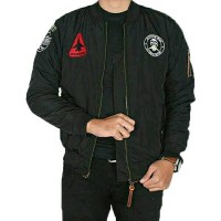 Jual Jaket Pria / Jaket bomber cowok / Jaket bomber scrimmers warna Hitam Murah