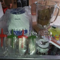 Jual BLENDER PHILIPS 2L KACA GERATIS 6 CETAKAN ES LOLI Murah