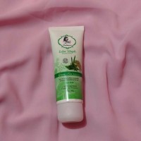 Jual Purbasari Lulur Wajah Facial Scrub Green Tea for Oily Skin Murah