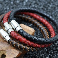 Jual Gelang Kulit Fashion Keren untuk Pria dengan Stainless Steel lock Murah