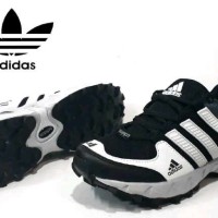 SEPATU KETS FITNES GYM ADIDAS AX2 TERBARU azb32