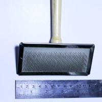 Sisir Kawat Gagang Kayu Size M Untuk Kucing, Anjing