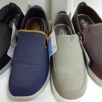 Jual Crocs santa cruz deluxe Murah