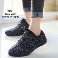 Harga sneakers vnl yz ha hitam abu th sepatu wanita | HARGALOKA.COM