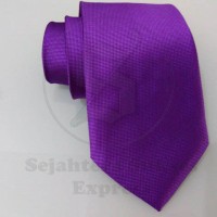Jual dasi formal import pria motif kotak kecil warna ungu dasilengkap Murah