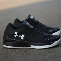Jual Sepatu Under Armour Pria Running Man Lari Murah