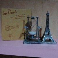 Jual Menara Eiffel Pajangan Kamar Murah