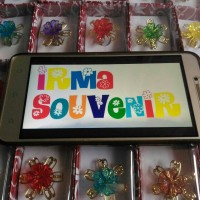 Jual souvenir pernikahan bros bunga Murah