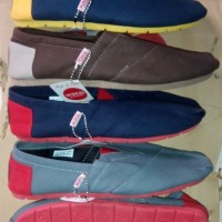 Jual Sepatu WAKAI Sol Warna - 01 Plus Paper Bag Murah