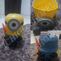 Jual DM3 Minion Cereal 2 Go CEREAL BOTTLE bentuk Minion from NESTLE Murah